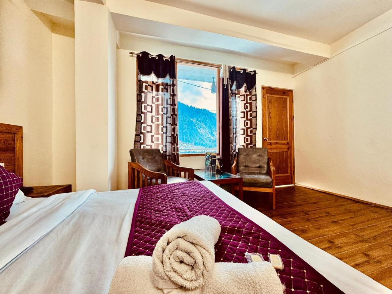 Royal Majestic View Point Lodge Манали Экстерьер фото