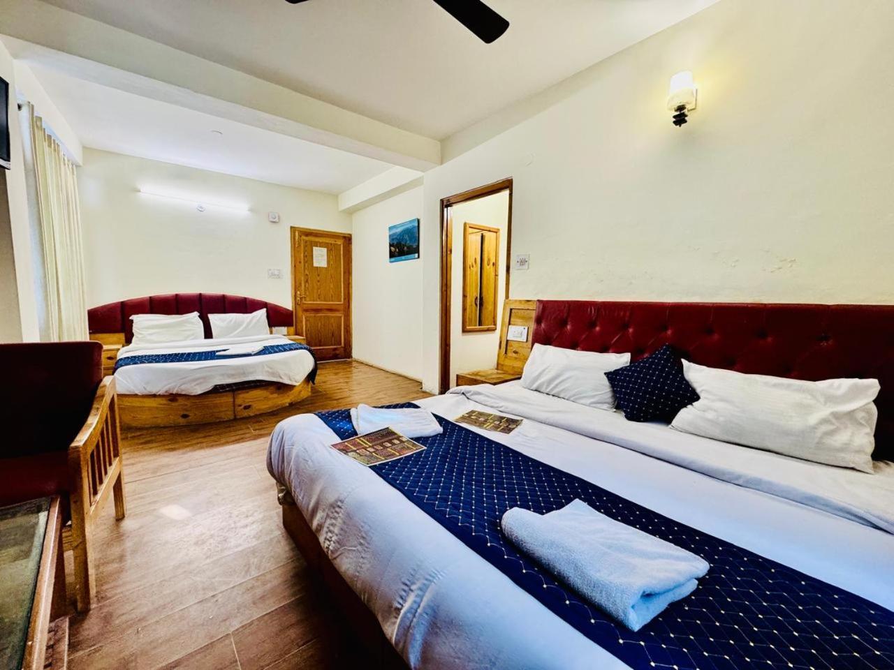 Royal Majestic View Point Lodge Манали Экстерьер фото
